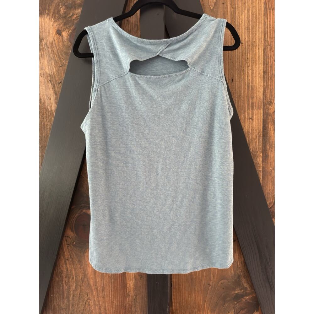 Max Studio Women's Tank Top Size XL Blue/Green Lightweight Pullover Cutout Back - Picture 2 of 6